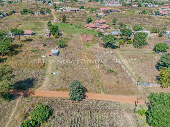 Commercial Stand for Sale in Norton, Norton