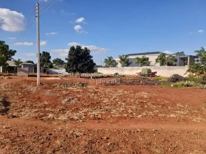 Stand for Sale in Pomona, Harare