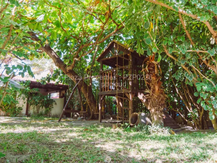 Warehouse/Industrial for Sale in Macuti, Macuti