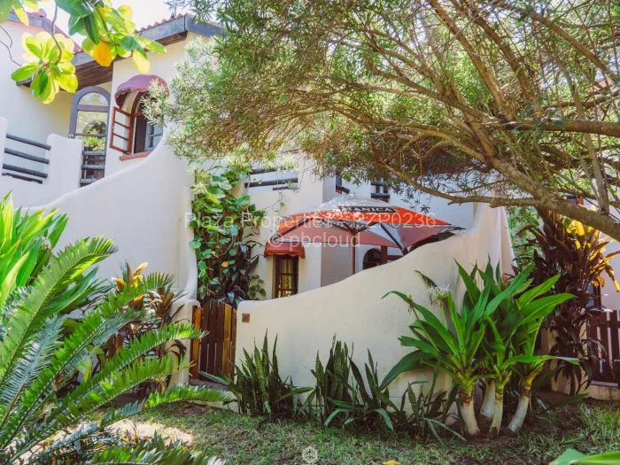 Warehouse/Industrial for Sale in Macuti, Macuti