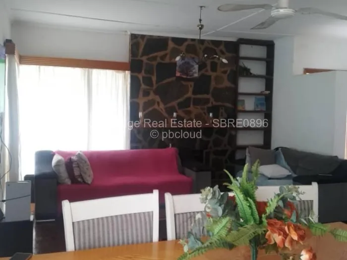 3 Bedroom House for Sale in Parklands, Bulawayo