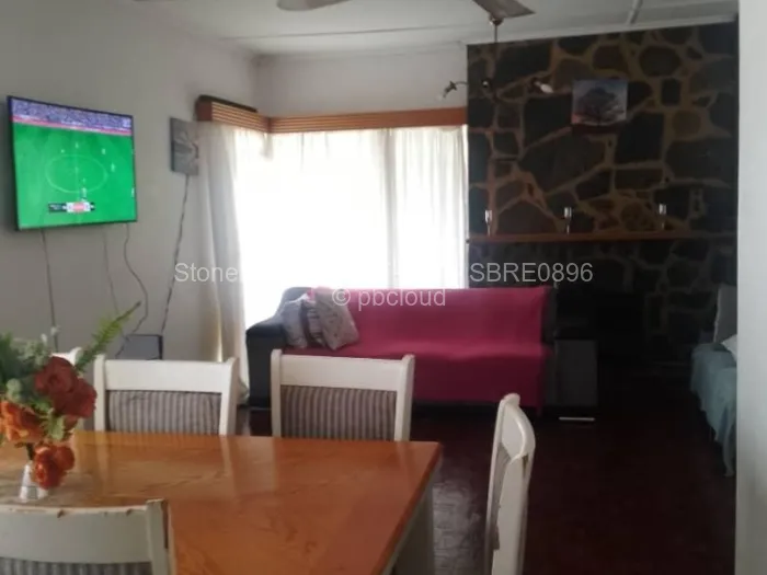 3 Bedroom House for Sale in Parklands, Bulawayo