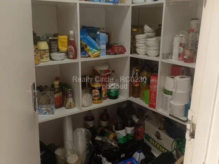 5 Bedroom House for Sale in Hatfield, Harare