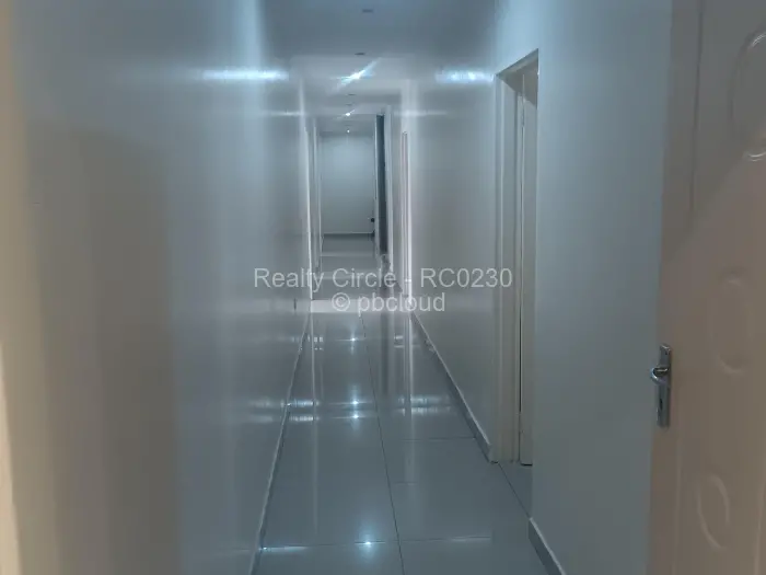 5 Bedroom House for Sale in Hatfield, Harare