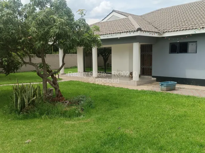 5 Bedroom House for Sale in Hatfield, Harare