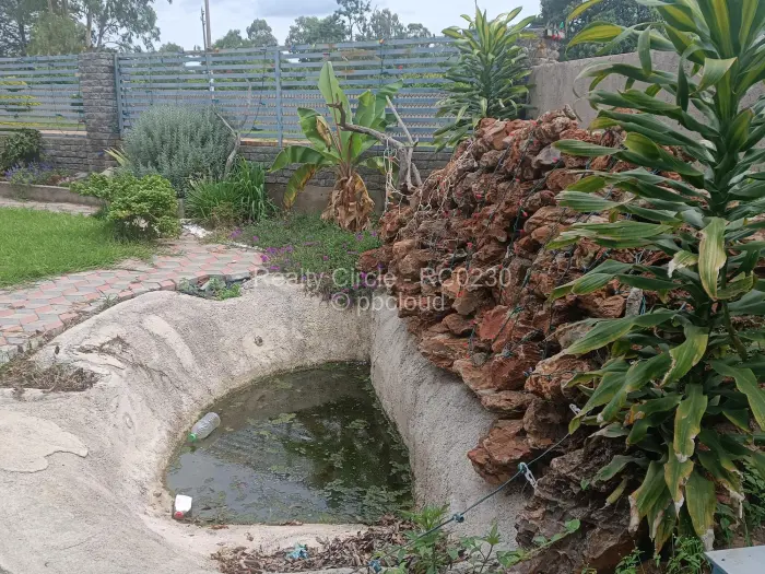 5 Bedroom House for Sale in Hatfield, Harare