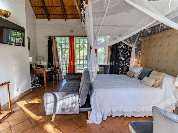 6 Bedroom House for Sale in Shawasha Hills, Harare