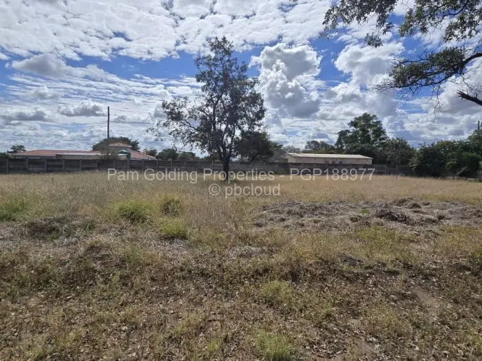 4 Bedroom House for Sale in Highmount, Bulawayo