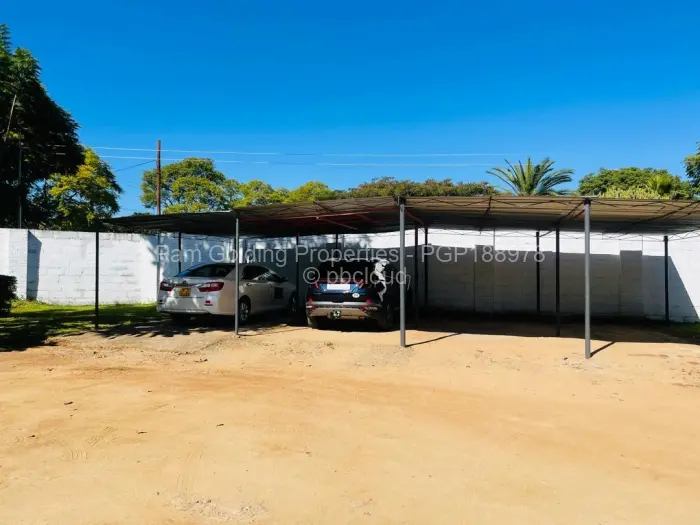 3 Bedroom House for Sale in Hillcrest, Bulawayo