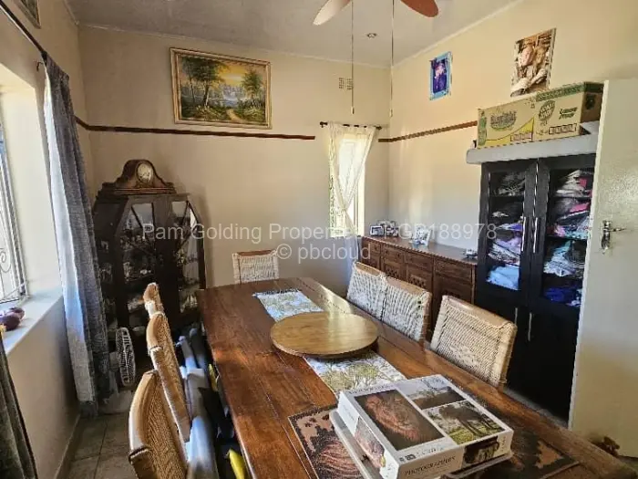 3 Bedroom House for Sale in Hillcrest, Bulawayo
