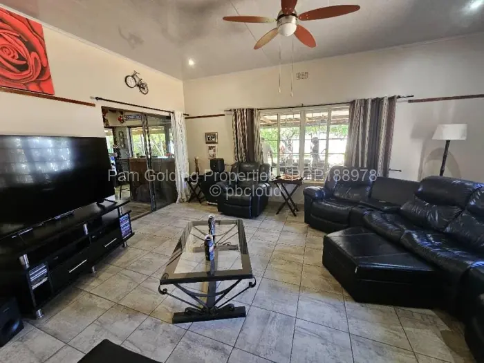 3 Bedroom House for Sale in Hillcrest, Bulawayo