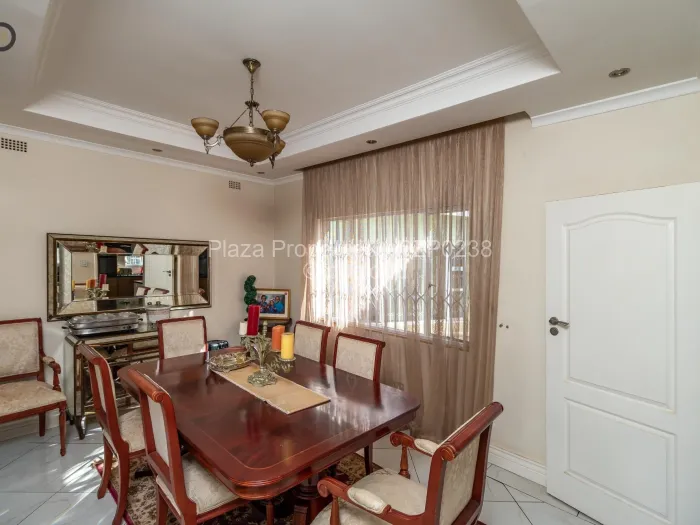 5 Bedroom House for Sale in Alexandra Park, Harare