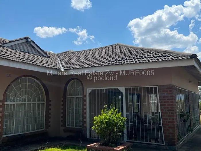 5 Bedroom House for Sale in Vumba, Vumba