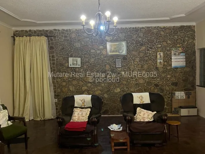 5 Bedroom House for Sale in Vumba, Vumba