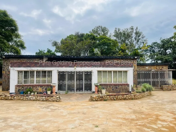3 Bedroom House for Sale in Matsheumhlope, Bulawayo