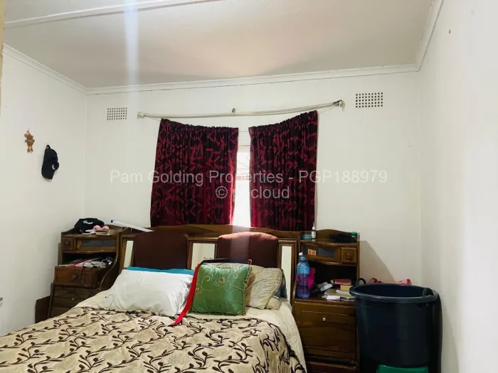 3 Bedroom House for Sale in Matsheumhlope, Bulawayo