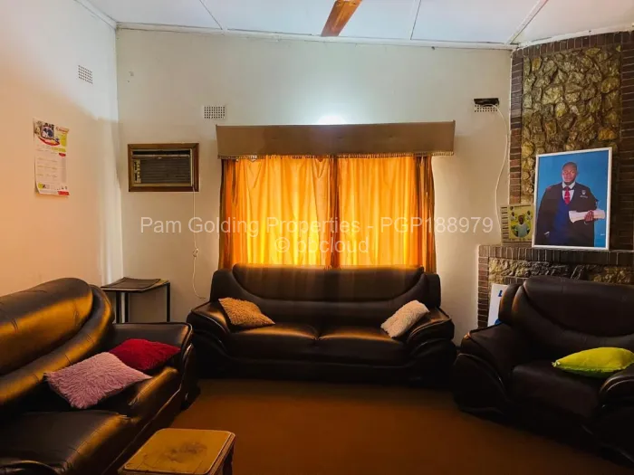 3 Bedroom House for Sale in Matsheumhlope, Bulawayo
