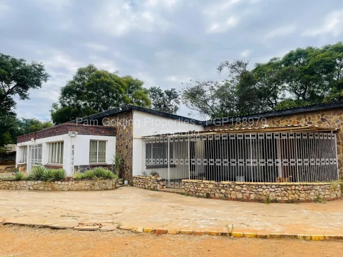 3 Bedroom House for Sale in Matsheumhlope, Bulawayo