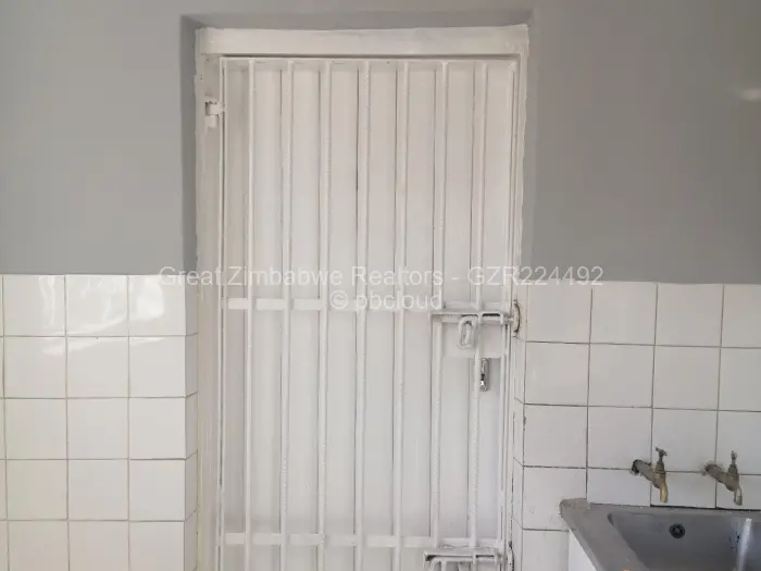 3 Bedroom House to Rent in Msasa Park