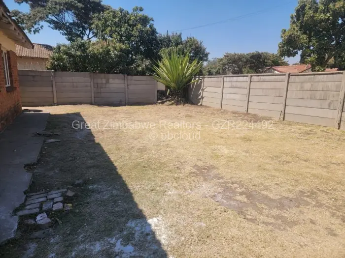 3 Bedroom House to Rent in Msasa Park