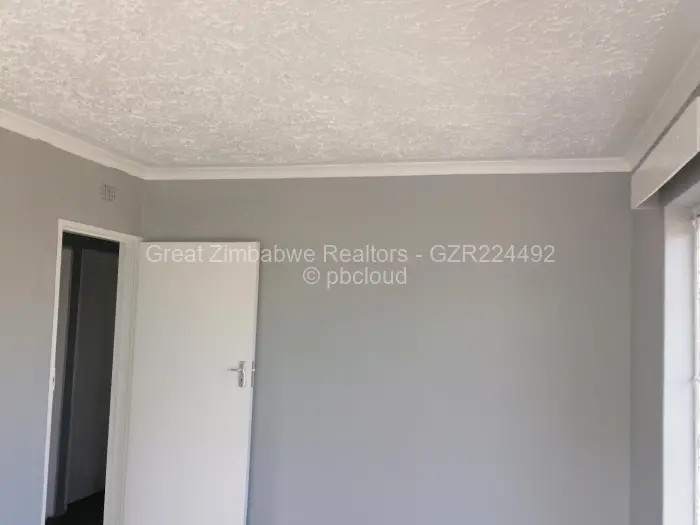 3 Bedroom House to Rent in Msasa Park