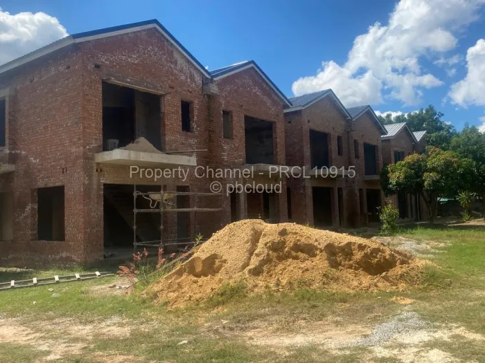 Townhouse/Cluster for Sale in Greendale, Harare