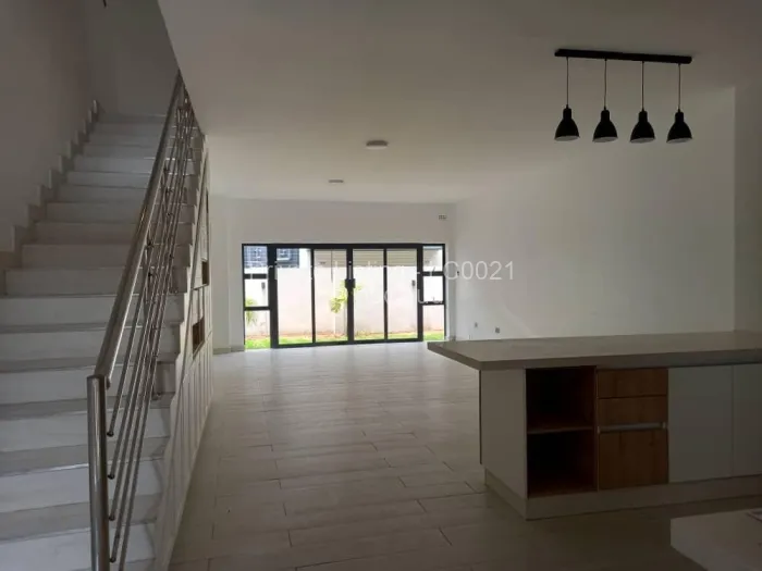 Townhouse/Complex/Cluster for Sale in Highlands, Harare