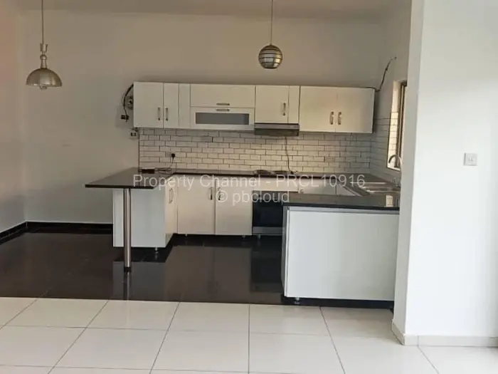 Flat/Apartment to Rent in Newlands, Harare
