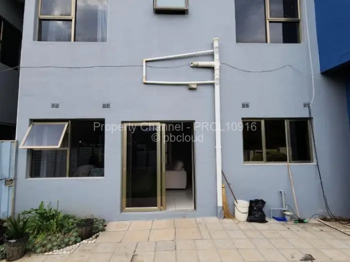 Flat/Apartment to Rent in Newlands, Harare