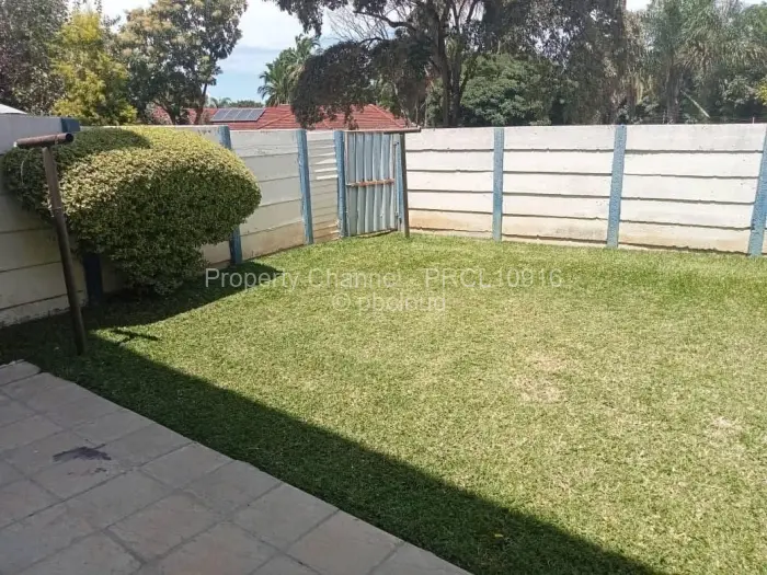 Flat/Apartment to Rent in Newlands, Harare