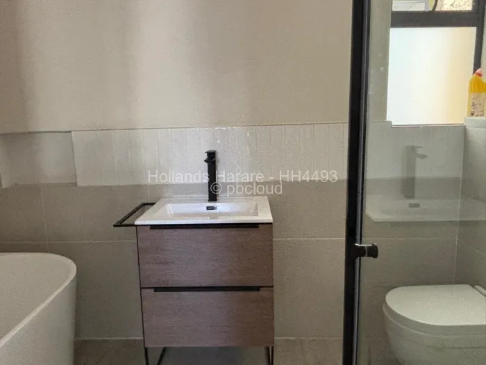 Townhouse/Cluster for Sale in Greendale, Harare