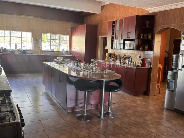 4 Bedroom House for Sale in Glen Lorne, Harare