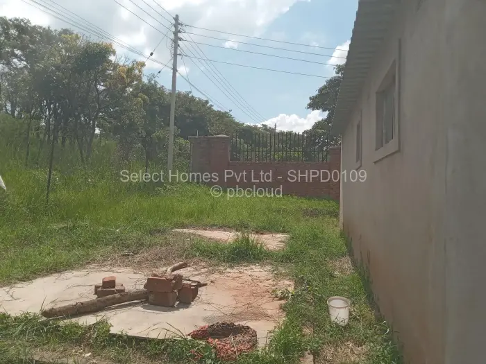 Farm/Plot for Sale in Shawasha Hills, Harare
