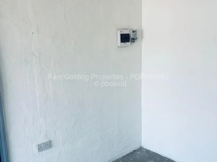 Commercial Property to Rent in Kamfinsa, Harare