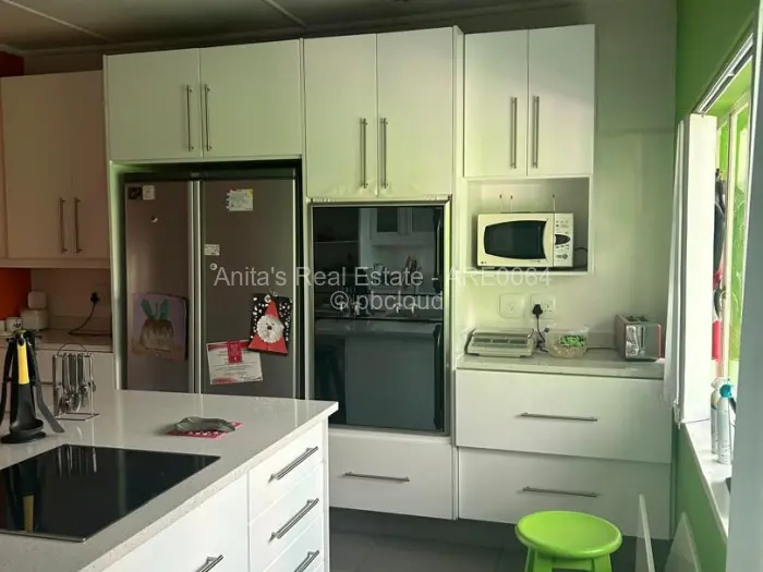 4 Bedroom House for Sale in Hillside Byo, Bulawayo