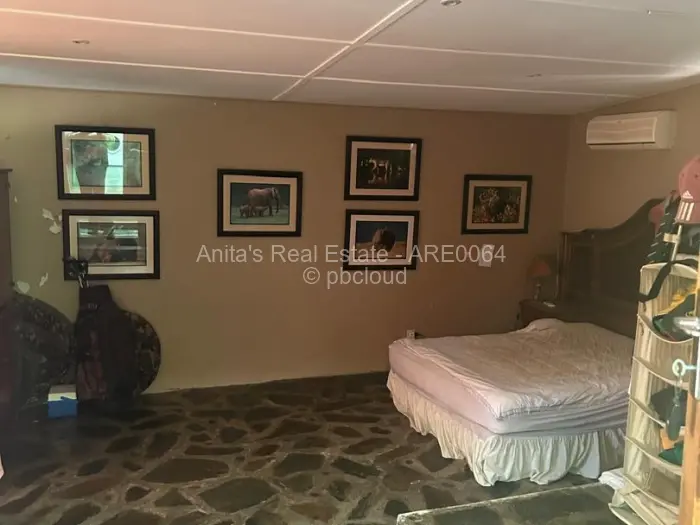 4 Bedroom House for Sale in Hillside Byo, Bulawayo