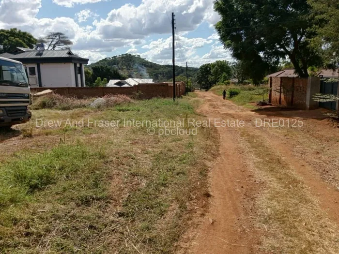 Stand for Sale in Shawasha Hills, Harare