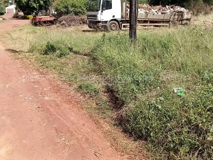 Stand for Sale in Shawasha Hills, Harare