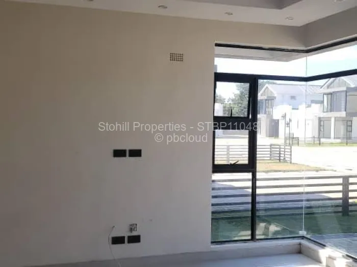 Townhouse/Complex/Cluster for Sale in Mount Pleasant, Harare