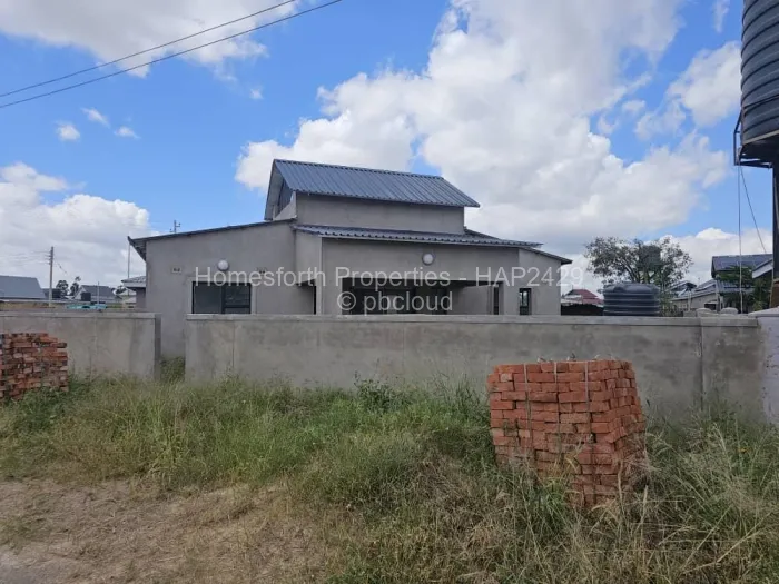 Townhouse/Complex/Cluster for Sale in Arlington, Harare