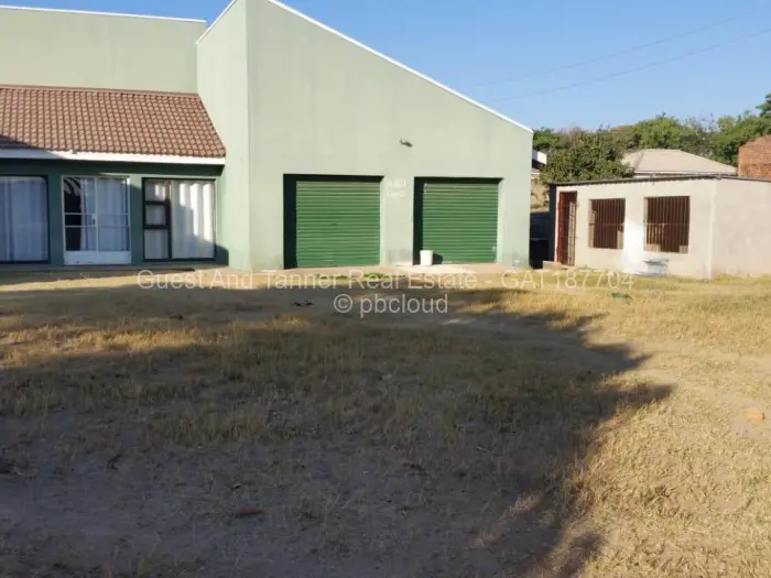 4 Bedroom House for Sale in Chitungwiza, Chitungwiza