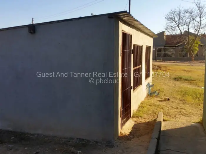 4 Bedroom House for Sale in Chitungwiza, Chitungwiza