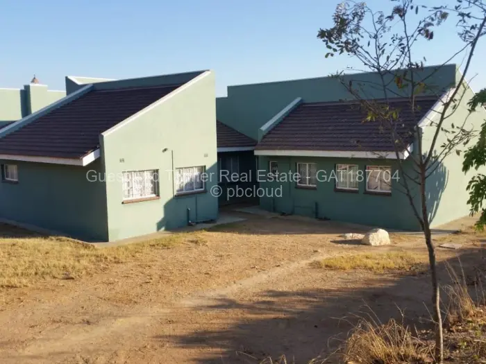 4 Bedroom House for Sale in Chitungwiza, Chitungwiza
