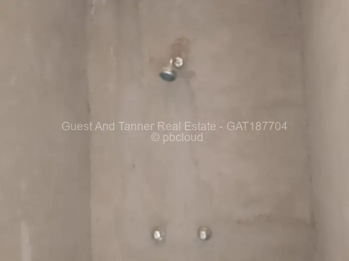 4 Bedroom House for Sale in Chitungwiza, Chitungwiza