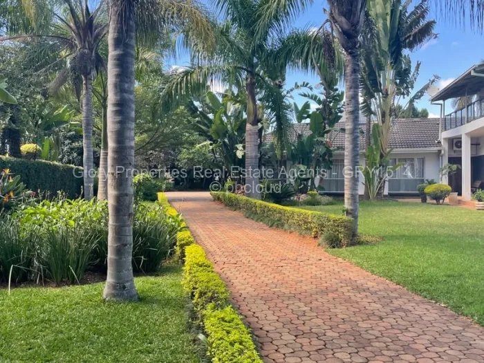 5 Bedroom House to Rent in The Grange, Harare