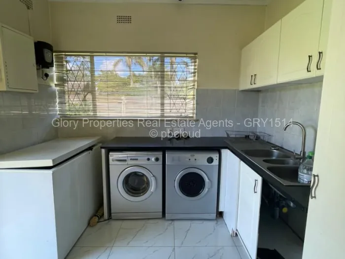 5 Bedroom House to Rent in The Grange, Harare