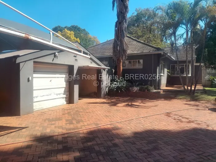 4 Bedroom House to Rent in Borrowdale