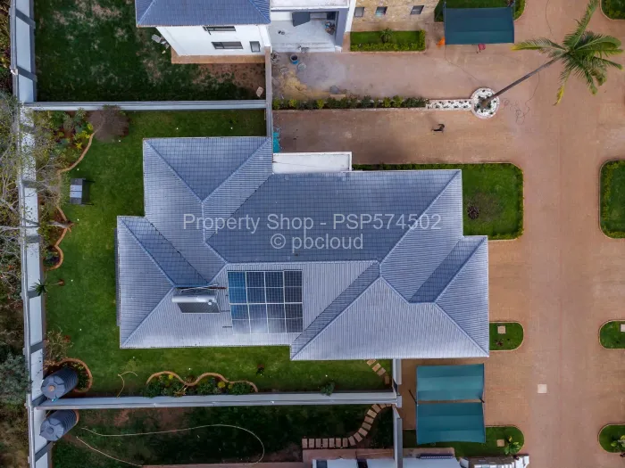 Townhouse/Complex/Cluster for Sale in Vainona, Harare