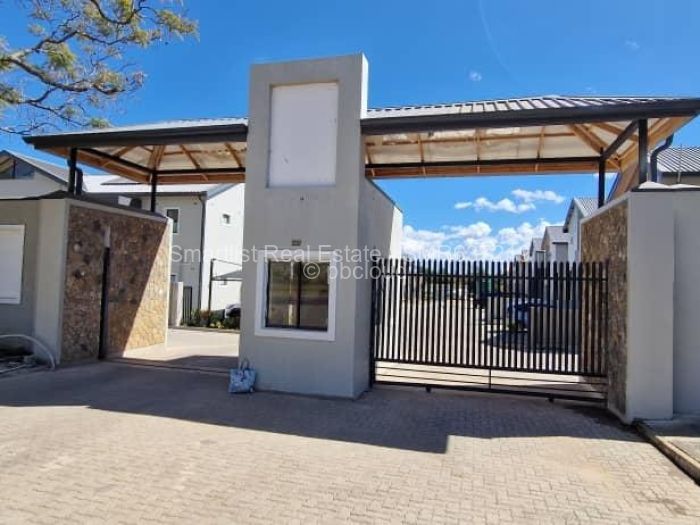 Townhouse/Cluster for Sale in Greendale, Harare
