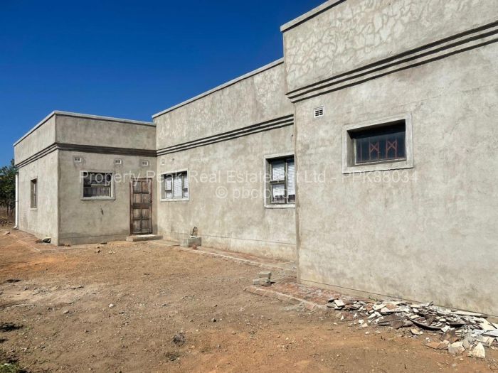 3 Bedroom House for Sale in Crowhill Views, Harare